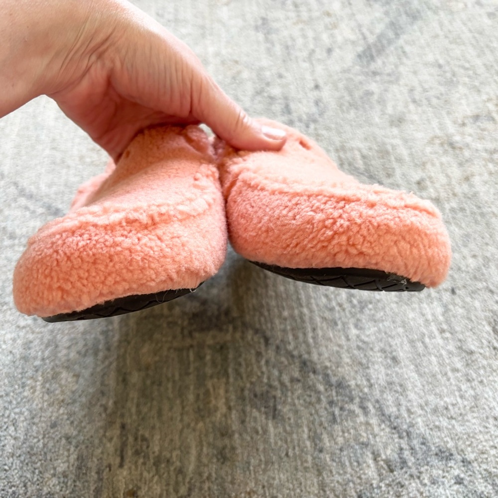 OluKai Women's Nohea Heu Slippers Size 10 Peach Comfy Cozy Hard Sole Trendy - Picture 2 of 7
